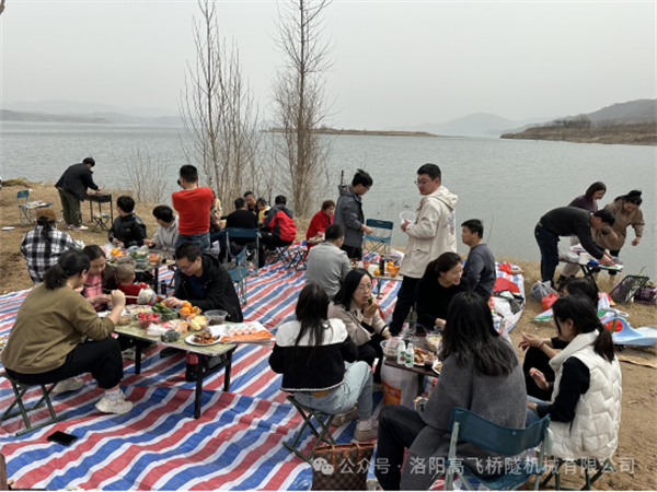 春日“趣”燒烤，不負(fù)好“食”光  公司開展部門團(tuán)建活動(dòng)